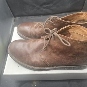 Born Brown‎ Leather Chukka Boots